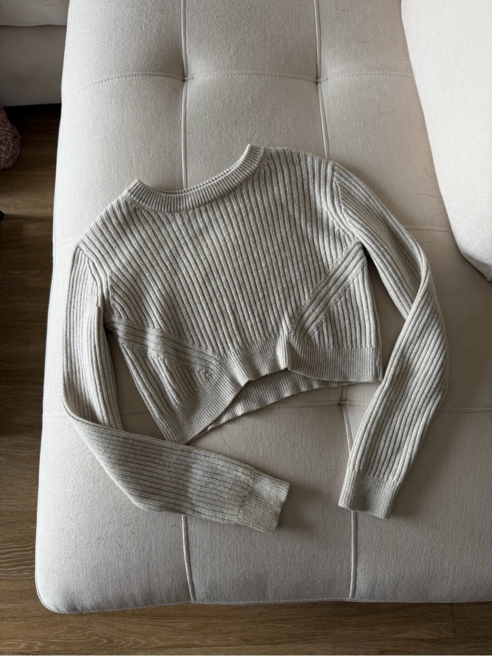 Aritzia Wilfred knit sweater